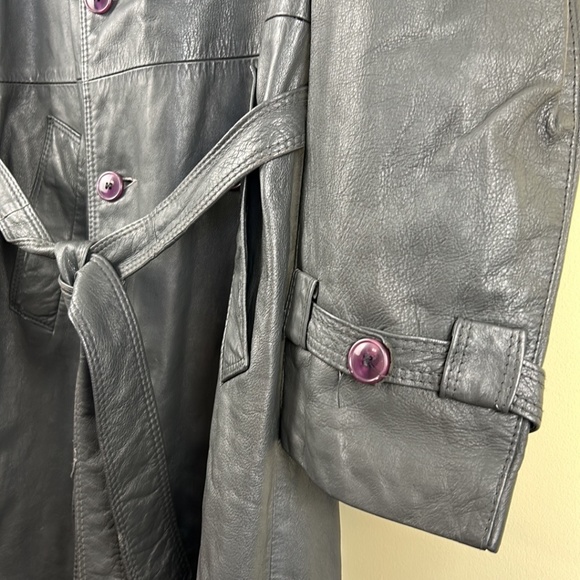 Vintage The Olde Hide House Women’s long leather coat size medium - Picture 5 of 14